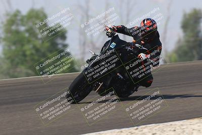 media/Sep-20-2025-TrackDaz (Sat) [[27f0cde673]]/B Group/1120am (Turn 2)/